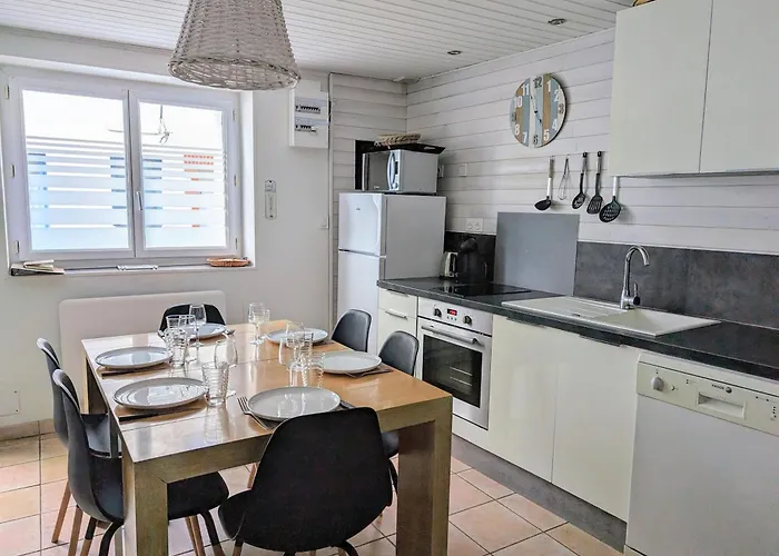 Agreable Maison Renovee En Hyper Centre Avec Patio